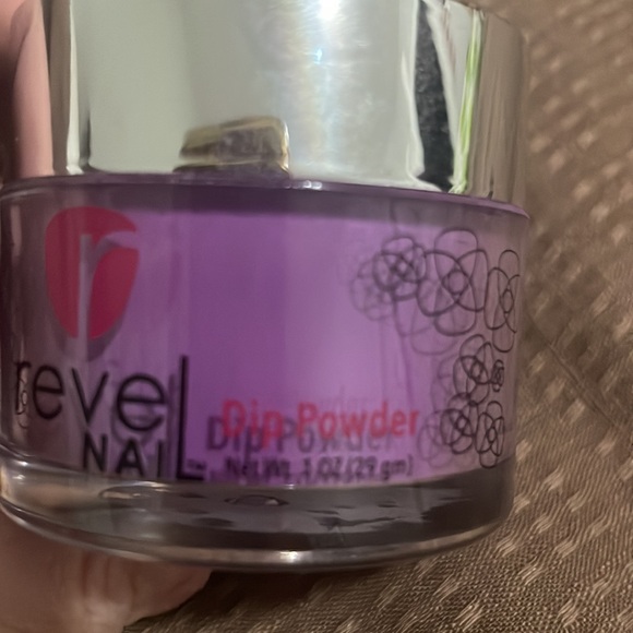 2 revel nail dip powders - Picture 4 of 7